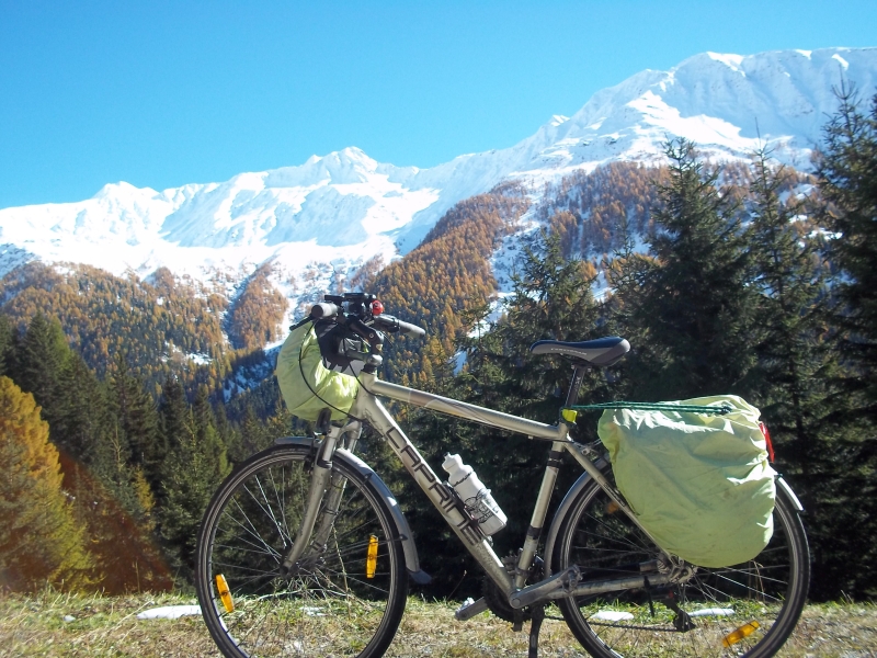 Kalser Glocknerstrasse, Alpokba kerékpáros hágótúrákhoz társakat keresek