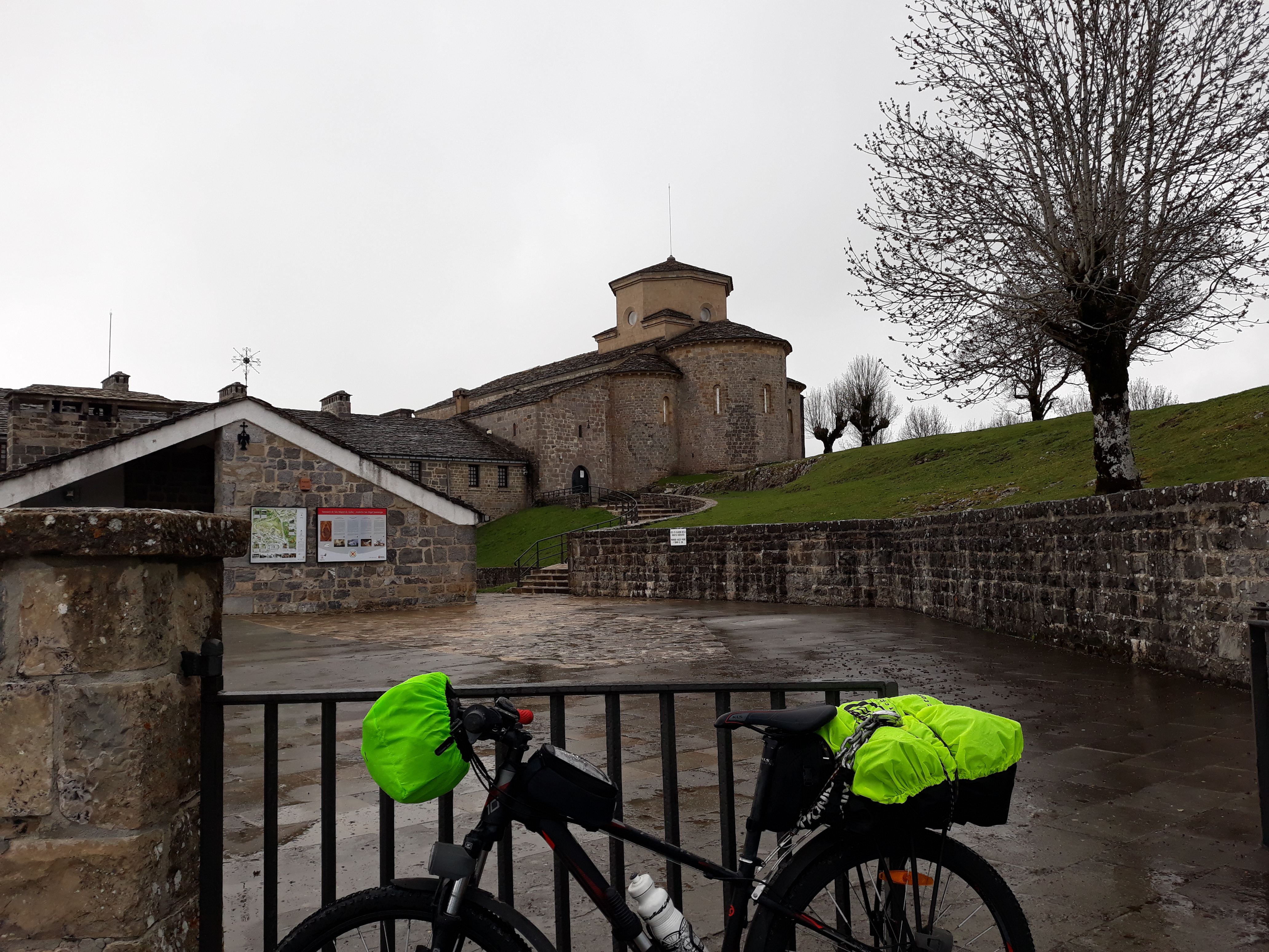 Alto de Haucheta, kerékpárúrához túrákhoz társakat keresek