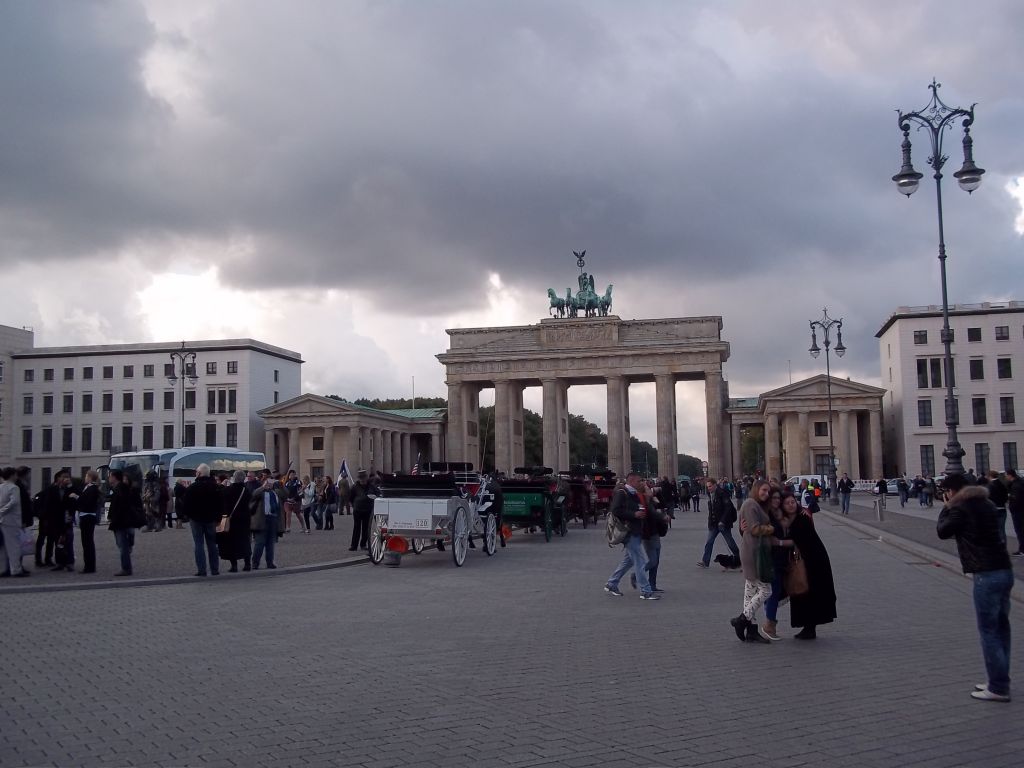 Berlin Brandenburgi kapu,kerékpártúrához partnert keresek