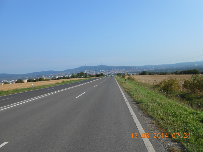 Pécs látképe dél felől kerékpárúrához túrákhoz társakat keresek