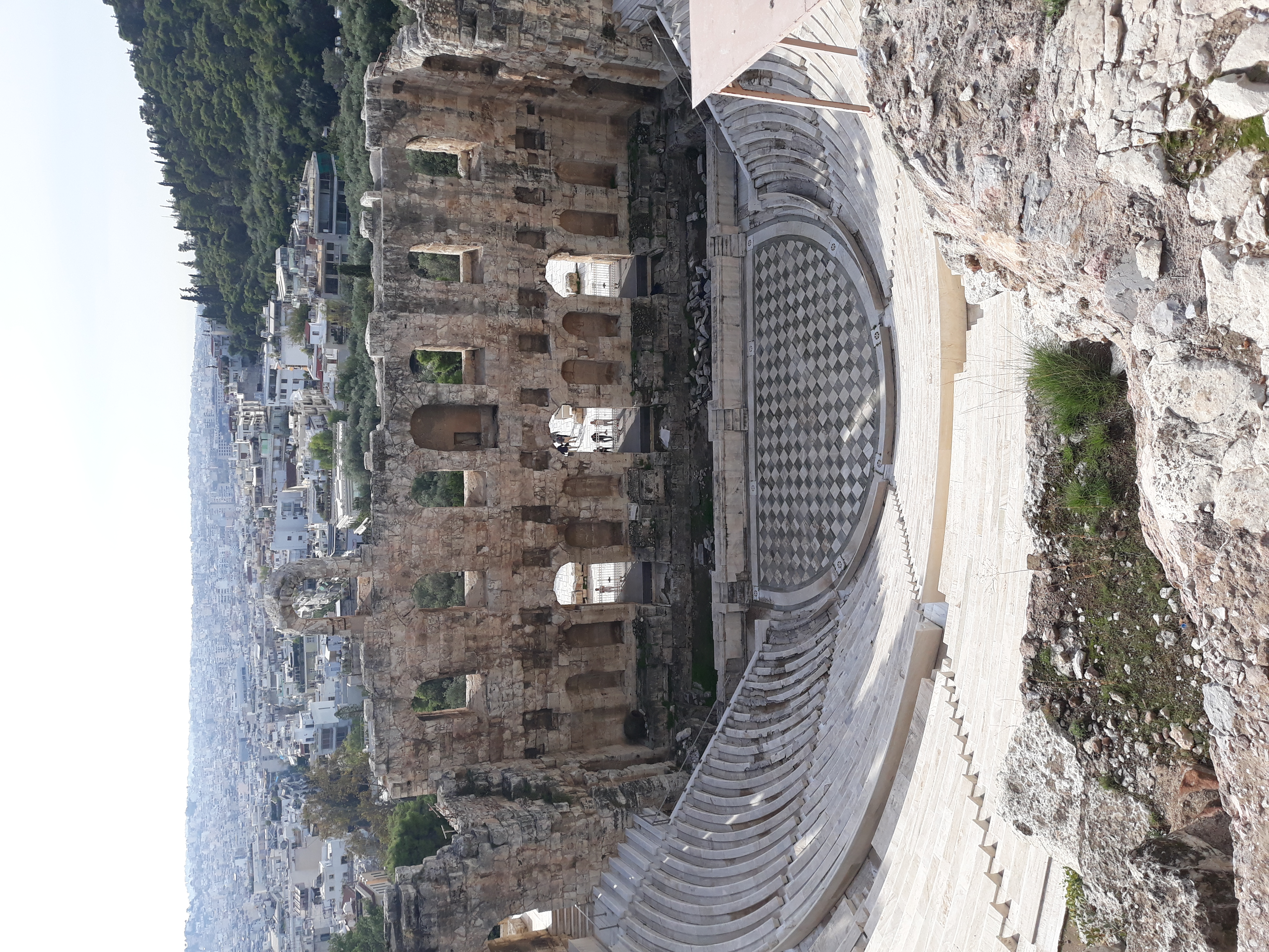 Akropolisz színház, kerékpártúrához túrákhoz társakat keresek