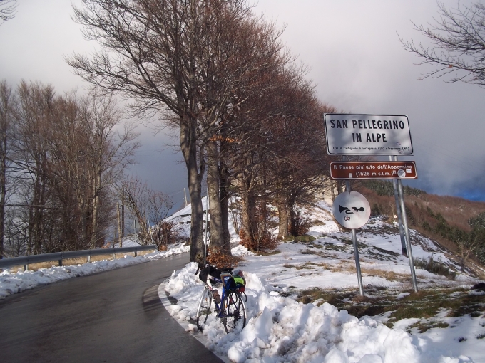 San Pellegrino in Alpe,görögországi kerékpáros túratársakat keresek